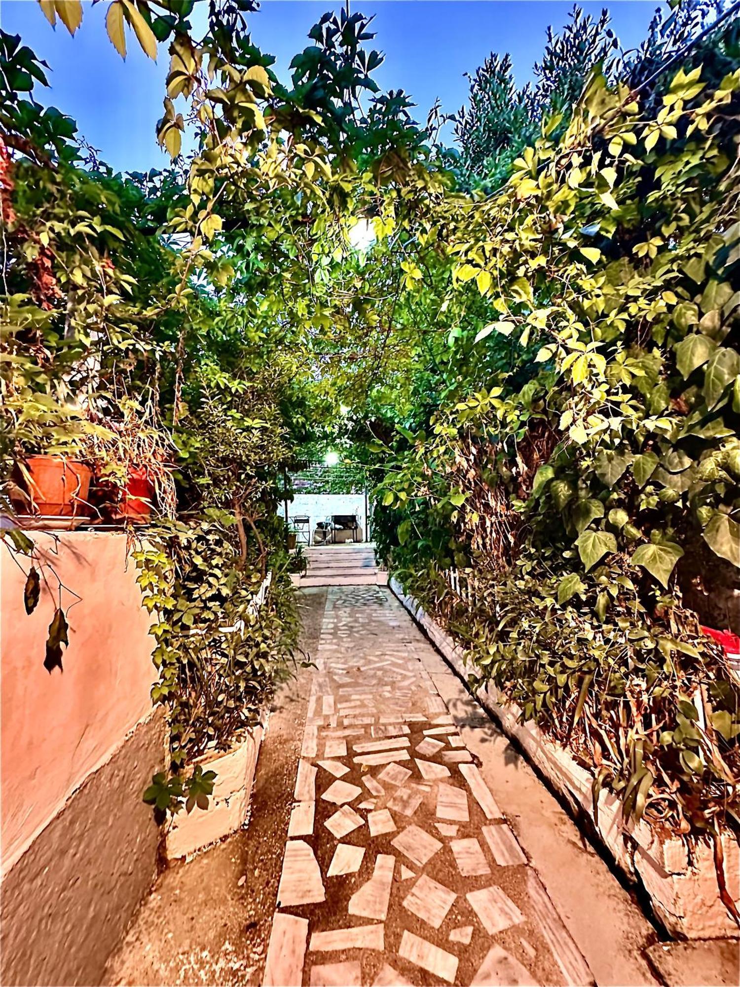 מלון Gjirokastër Grandpas House מראה חיצוני תמונה