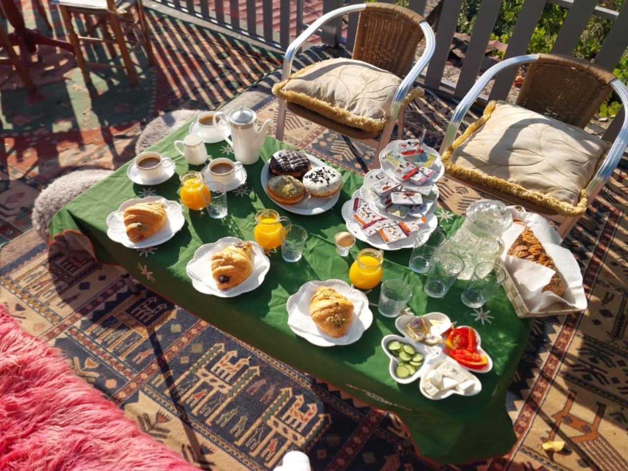 מלון Gjirokastër Grandpas House מראה חיצוני תמונה